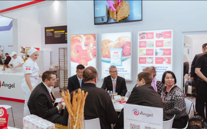 國(guó)際展會(huì)展臺(tái)設(shè)計(jì)搭建：跨文化視覺(jué)適配、海外搭建團(tuán)隊(duì)協(xié)作的注意事項(xiàng)