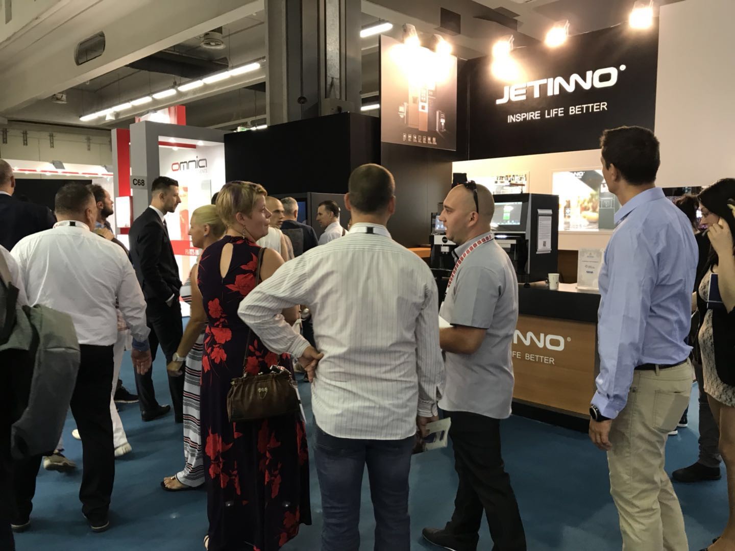 意大利米蘭無(wú)人售貨機(jī)零售展覽會(huì).jpg 意大利米蘭無(wú)人售貨機(jī)零售展覽會(huì).jpg